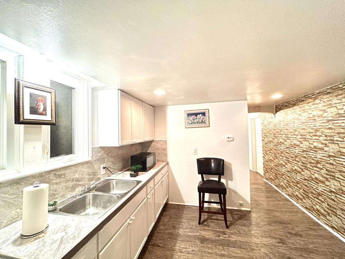 Albert Housing Windsor Esterno foto